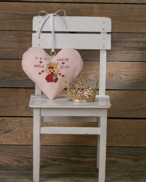 Embroidery Kit Natalie 21 x 20 cm / 8.27 x 7.87 in