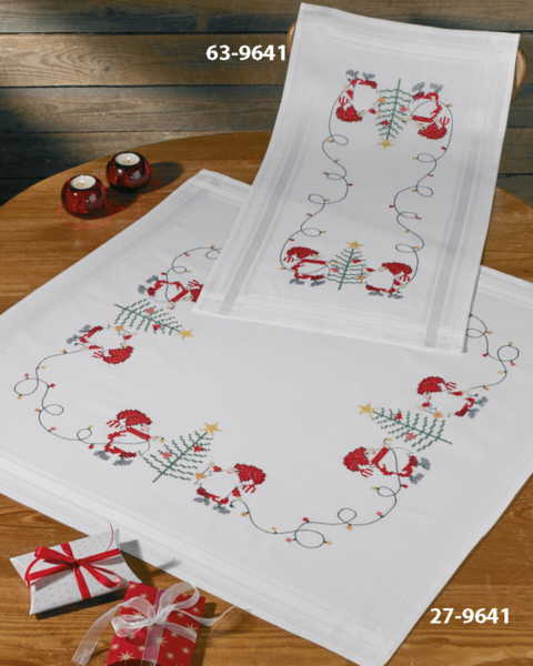Embroidery Kit Christmas Decoration 80 x 80 cm / 31 x 31 in