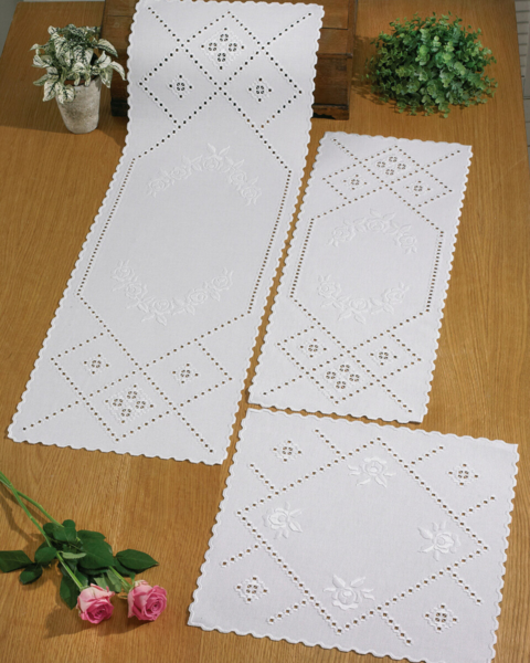 Embroidery Kit Hardanger with Roses 27 x 68 cm / 11 x 27 in