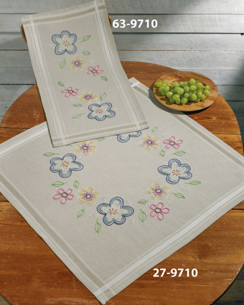 Embroidery Kit Flowers Naive 40x80 cm / 16x31 in