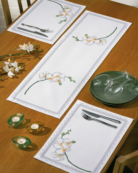 Embroidery Kit Orchid 31 x 94 cm / 12.2 x 37.01 in