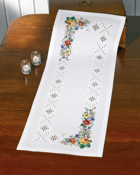 Embroidery Kit Hardanger/flowers 39 x 102 cm / 15.35 x 40.16 in