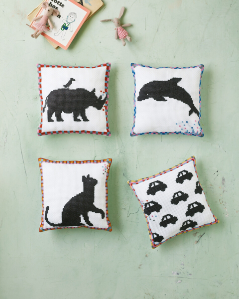 Embroidery Kit Rhinoceros 27 x 27 cm / 10.63 x 10.63 in