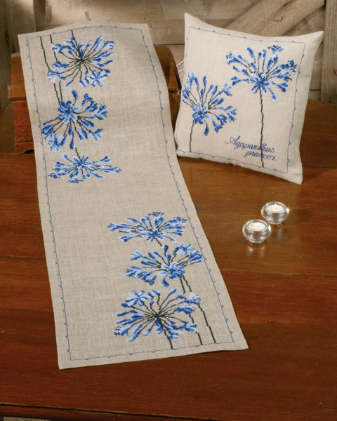 Embroidery Kit Agapanthus 40 x 40 cm / 15.75 x 15.75 in