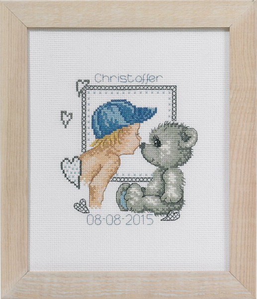 Embroidery Kit Bear Hugs Christoffer 19 x 23 cm / 7 x 9 in