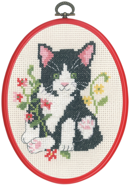 Embroidery Kit Black cat m/5959/30 13 x 18 cm / 5 x 7 in