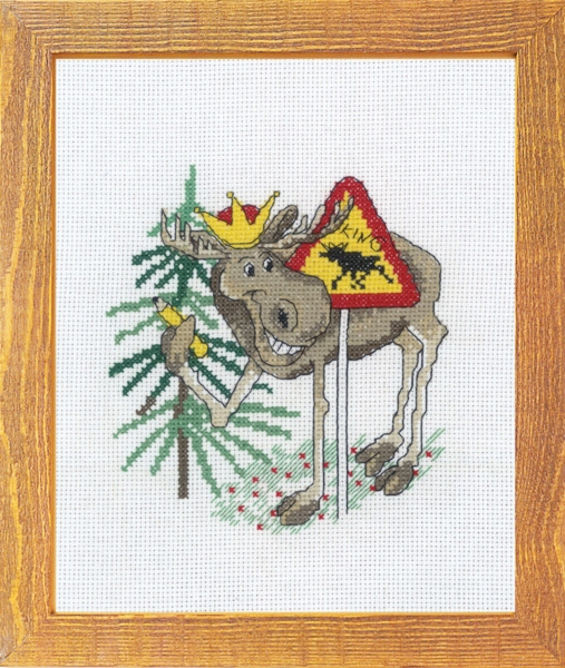 Embroidery Kit Elk the King 15 x 20 cm / 5.91 x 7.87 in