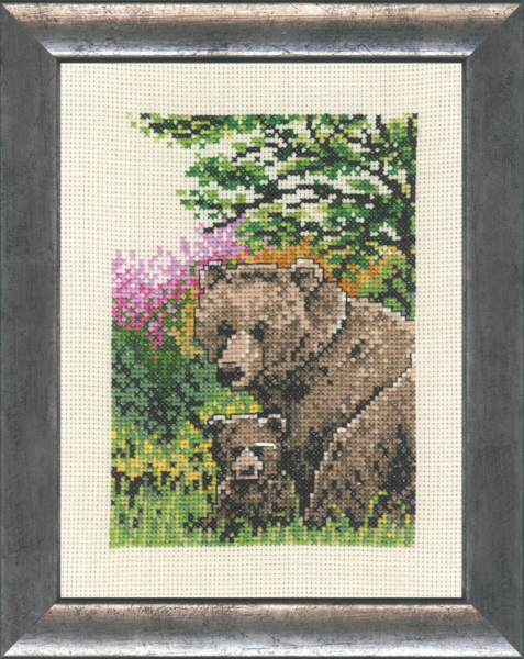 Embroidery Kit Bear with cubs 5300/00 16 x 21 cm / 6.30 x 8.27 in