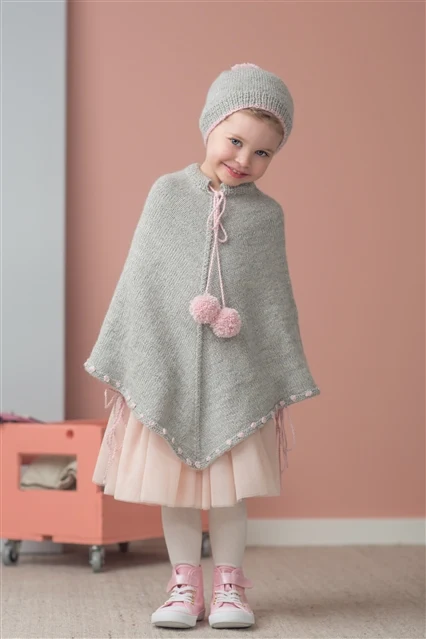 Opskrift fra DU STORE ALPAKKA fra hæftet Maskerader MR32 - Design 3209 - Poncho og lue