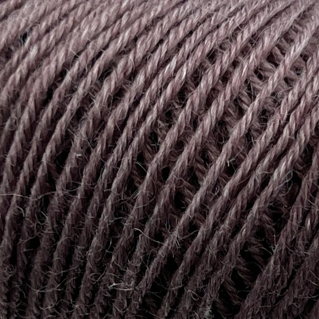 Onion Nettle Sock Yarn 1028 Powder