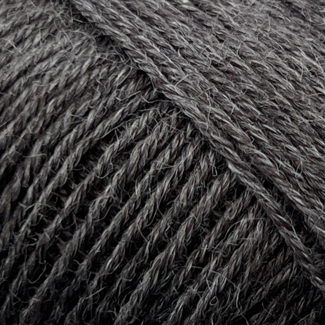 Onion Nettle Sock Yarn 1034 Choko brown