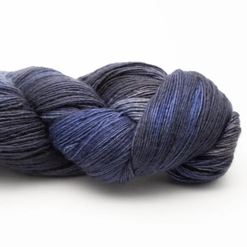 Manos del Uruguay Fino SF428 Ascot