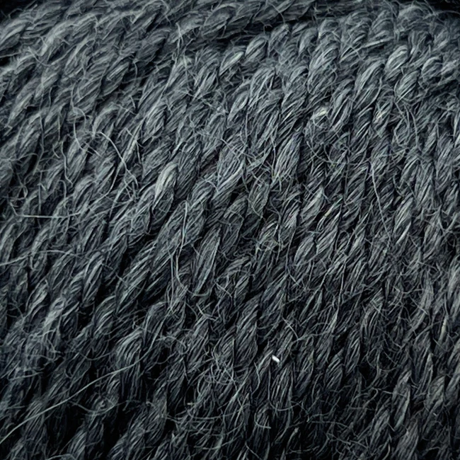 Onion No.6 Organic Wool+Nettles 601 Charcoal gray