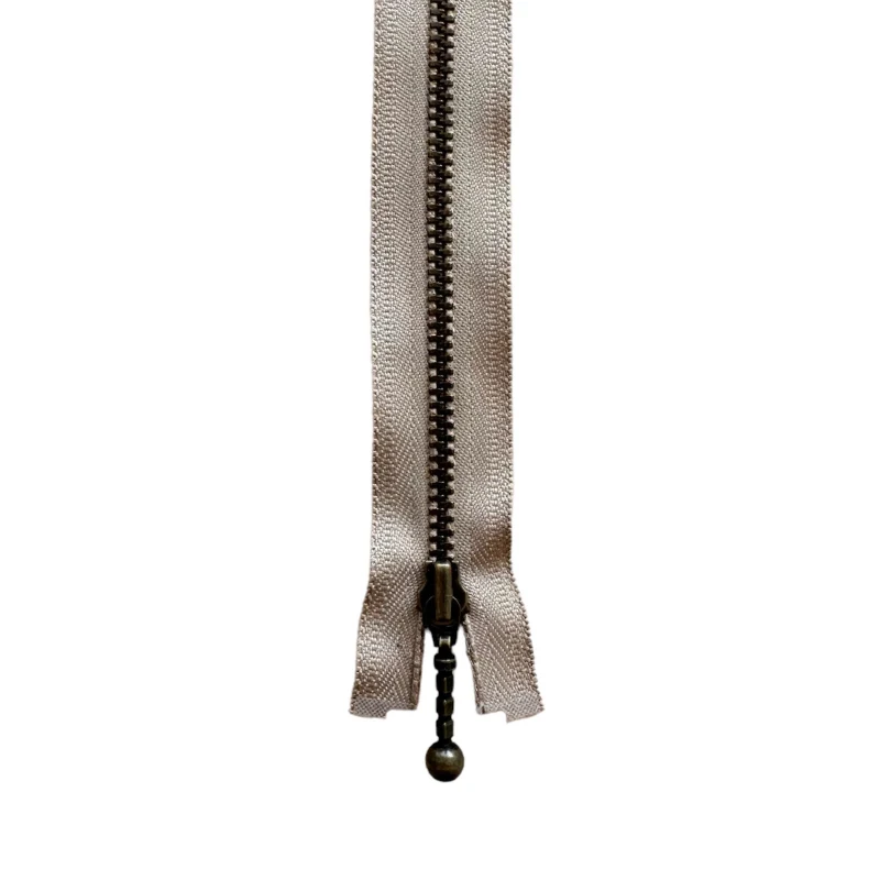 YKK Divisible Zipper Antique Brass 6 mm 45 cm 572