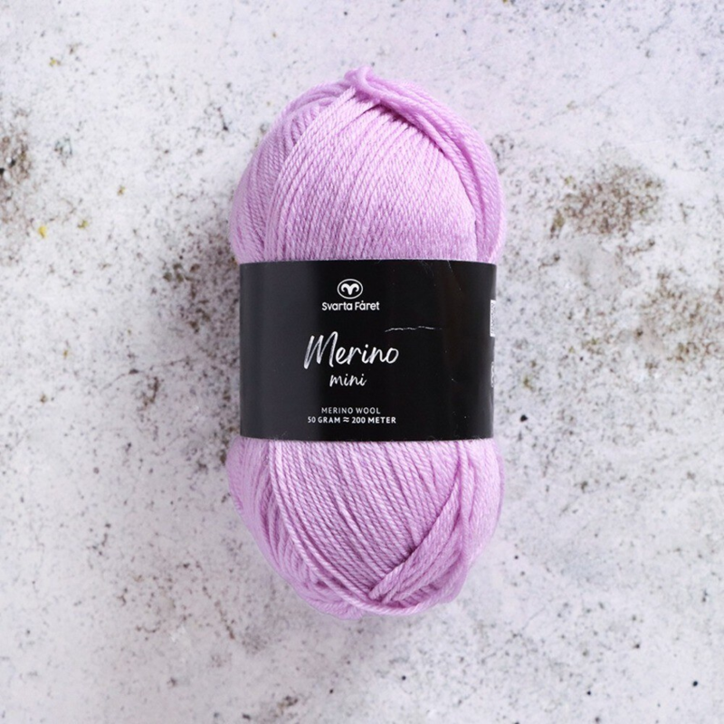 Svarta Fåret Merino Mini 18 Lavish lilac