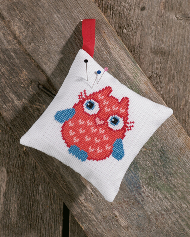 Embroidery Kit Pincushion Red Owl 12x12 cm / 4.72x4.72 in