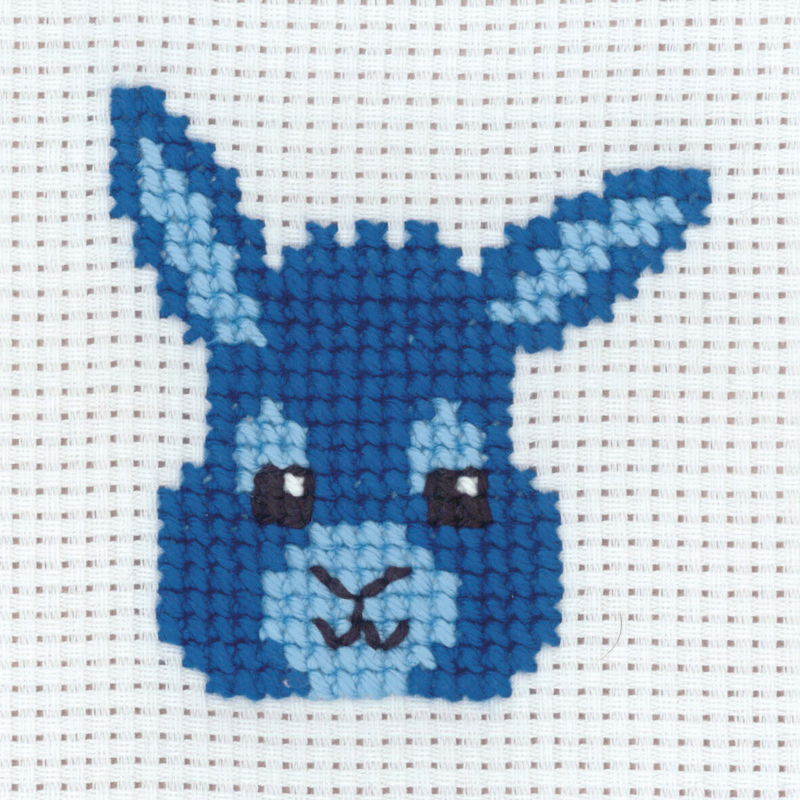Embroidery Kit Rabbit 8 x 8 cm / 3 x 3 in