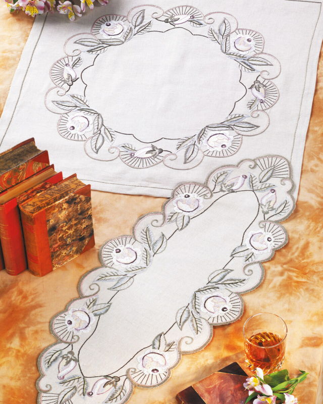 Embroidery Kit Roses in White 66 x 66 cm / 26 x 26 in