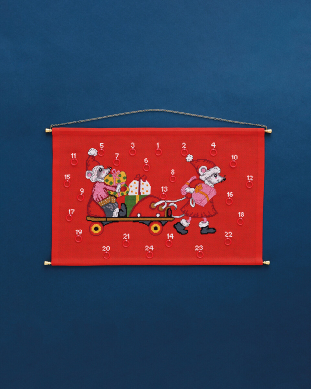 Embroidery Kit Mouse in Roller Skate 46 x 30 cm / 18 x 12 in B5205/46