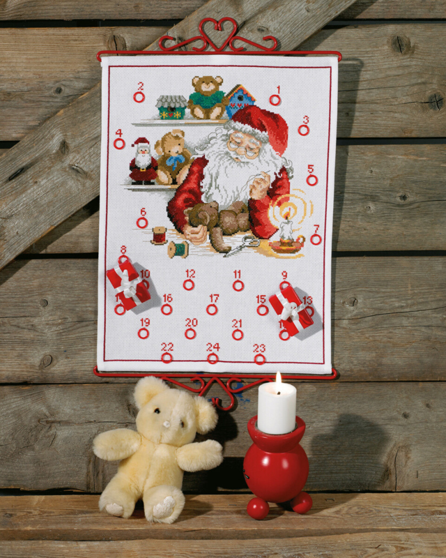 Embroidery Kit Santa's Workshop B 5125/32 32 x 43 cm / 12.60 x 16.93 in