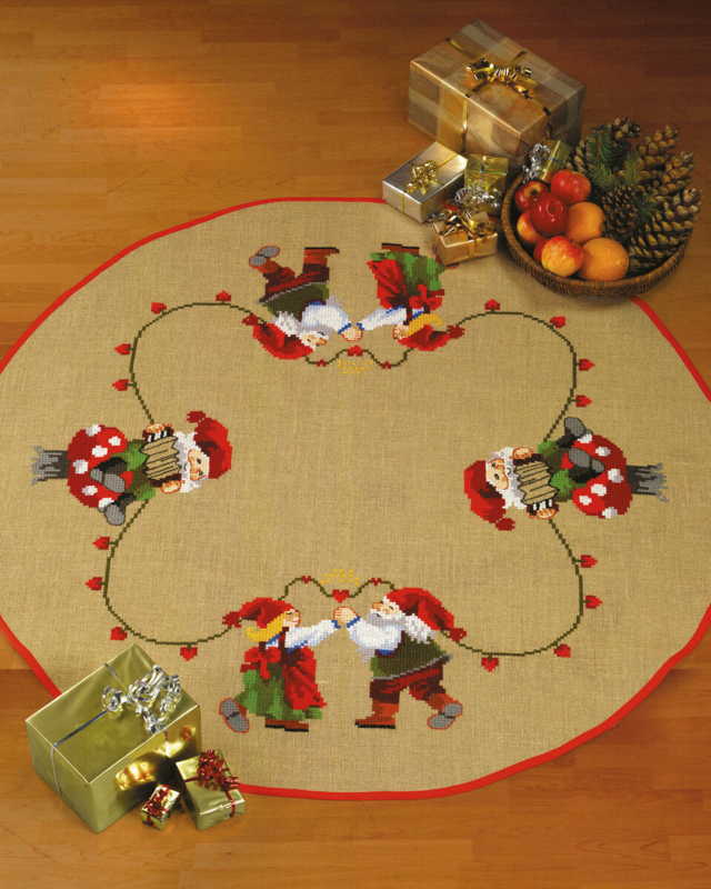 Embroidery Kit Dancing Elf Couple Ø 125 cm / 49.21 in dia.