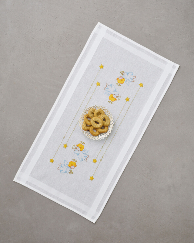 Embroidery Kit Angels 40x80 cm / 16x31 in