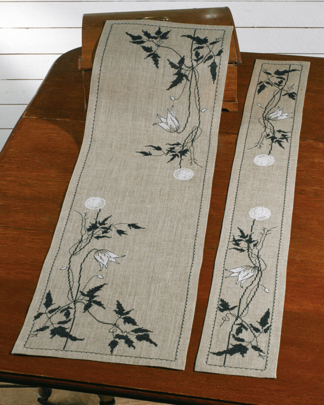 Embroidery Kit Silhouette Clematis 17 x 132 cm / 7 x 52 in