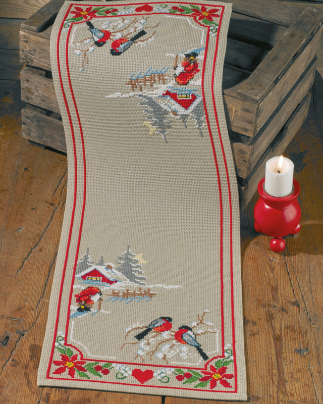 Embroidery Kit Classic Christmas 33 x 93 cm / 13 x 37 in