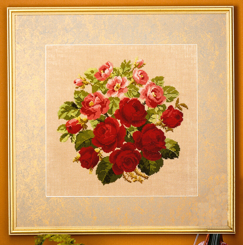 Embroidery Kit Old Roses 42x42 cm / 16.54x16.54 in 5605/82