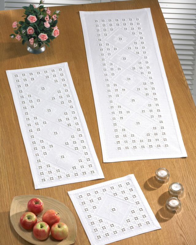 Embroidery Kit Hardanger 37 x 103 cm / 14.57 x 40.55 in