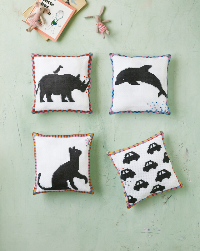 Embroidery Kit Rhinoceros 27 x 27 cm / 10.63 x 10.63 in