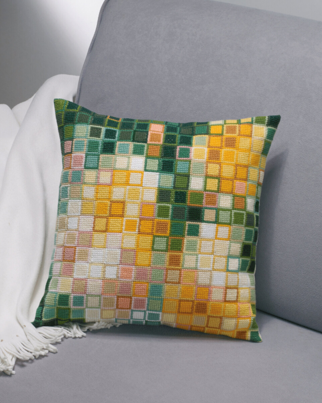 Embroidery Kit Pixel roses 38 x 38 cm / 15 x 15 in