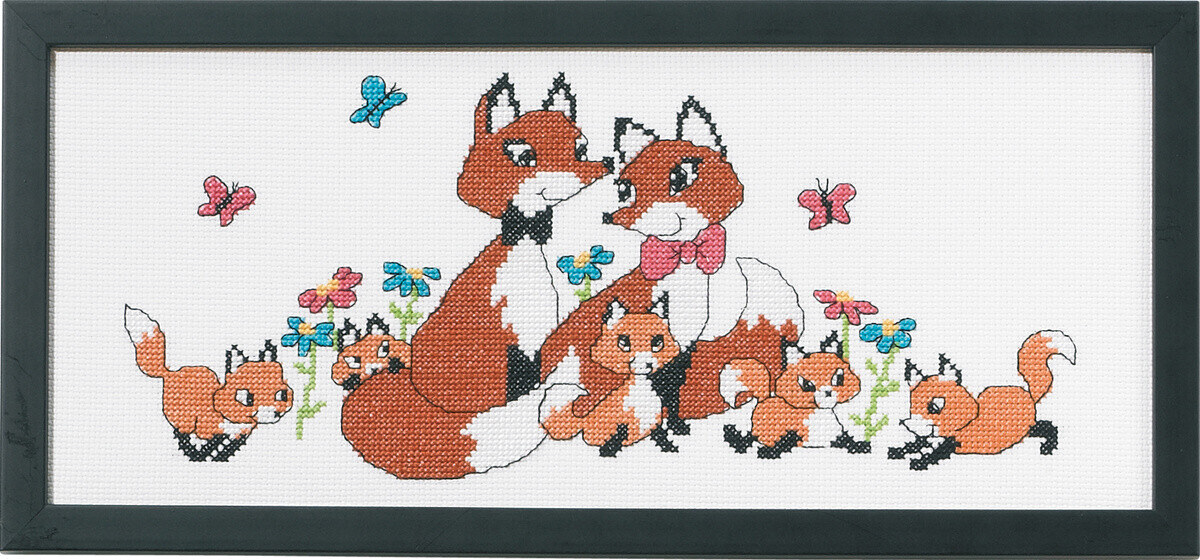 Embroidery Kit Fox Family 36 x 15 cm / 14 x 6 in