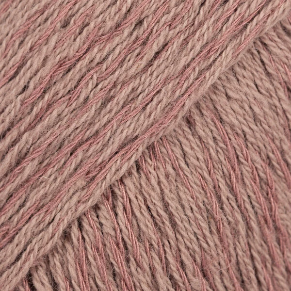 DROPS Belle 21 Almond rose