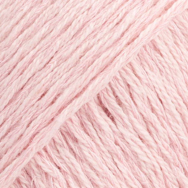 DROPS Belle 30 Powder pink