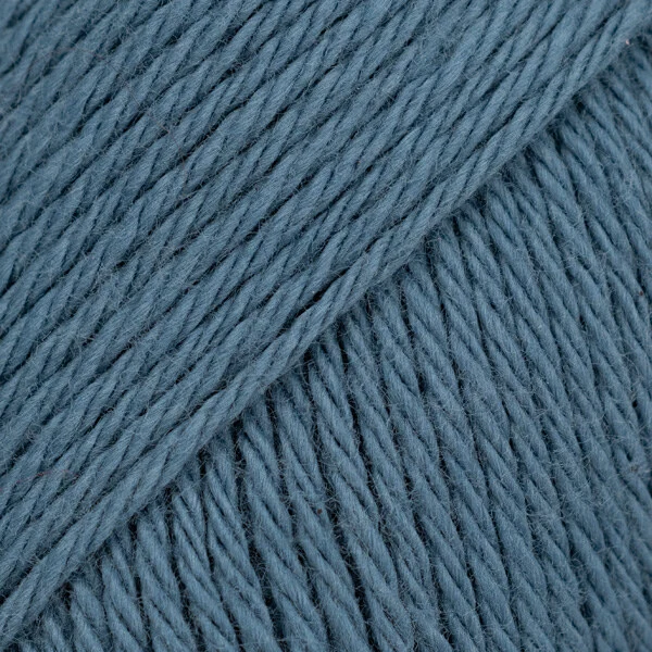 DROPS Magic 28 Deep ocean  (Uni Colour)