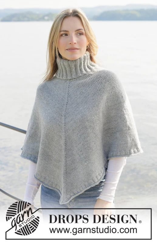 271-28 Hazy Sky Poncho by DROPS Design — 4