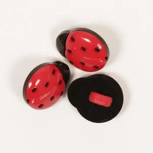 DROPS Ladybug 14 mm (no. 550)