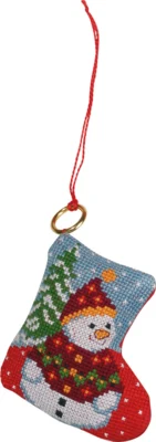 Embroidery Kit Spruce & Snowman 7 x 8 cm / 2.76 x 3.15 in