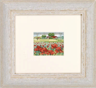 Embroidery Kit Poppy Field 6.5 x 5 cm / 2.56 x 1.97 in