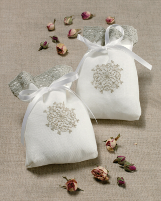 Embroidery Kit Scented Sachets Star 2 pcs 12 x 15 cm / 5 x 6 in