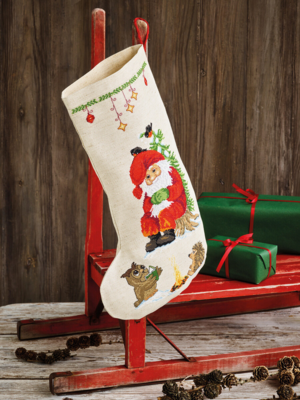 Embroidery Kit The Owl Reads 27 x 44 cm / 10.63 x 17.32 in