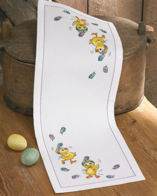 Embroidery Kit Dancing Chickens 24 x 67 cm / 9.45 x 26.38 in