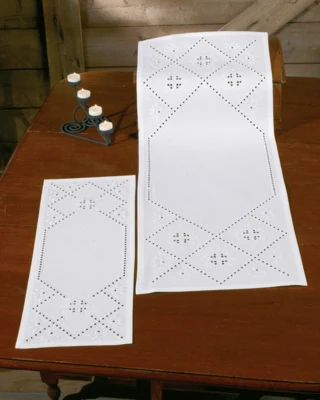 Embroidery Kit Hardanger 25 x 67 cm / 10 x 26 in