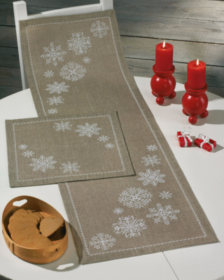 Embroidery Kit Snowflakes on Linen 38 x 122 cm / 15 x 48 in