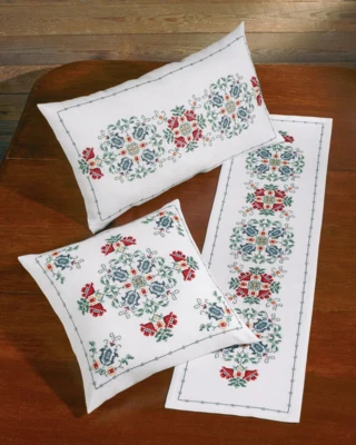 Embroidery Kit Timeless 40x40 cm / 16x16 in